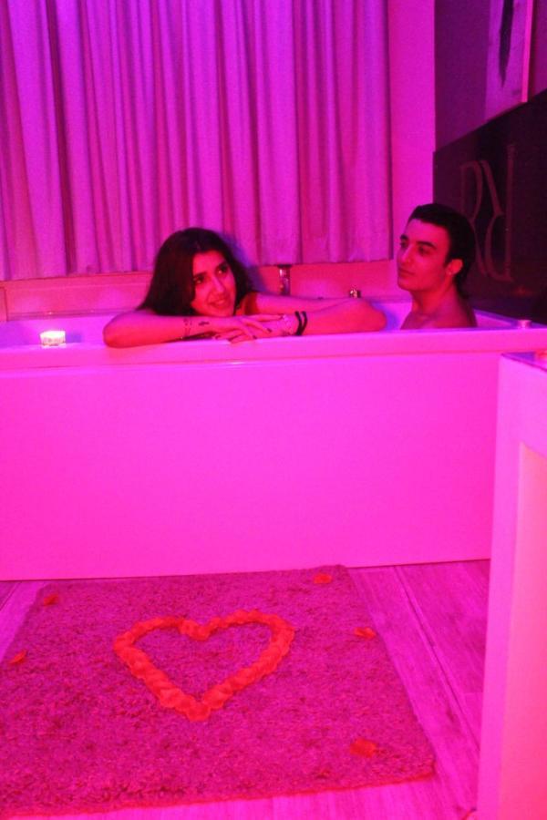Royalty Rooms & Spa เนเปิลส์ ภายนอก รูปภาพ